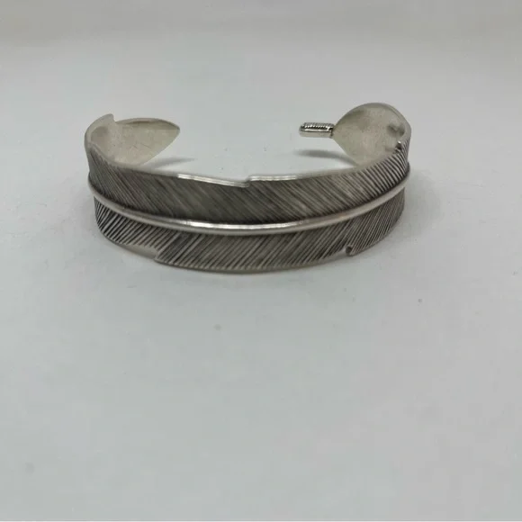 Sterling Silver 925 Feather cuff bracelet